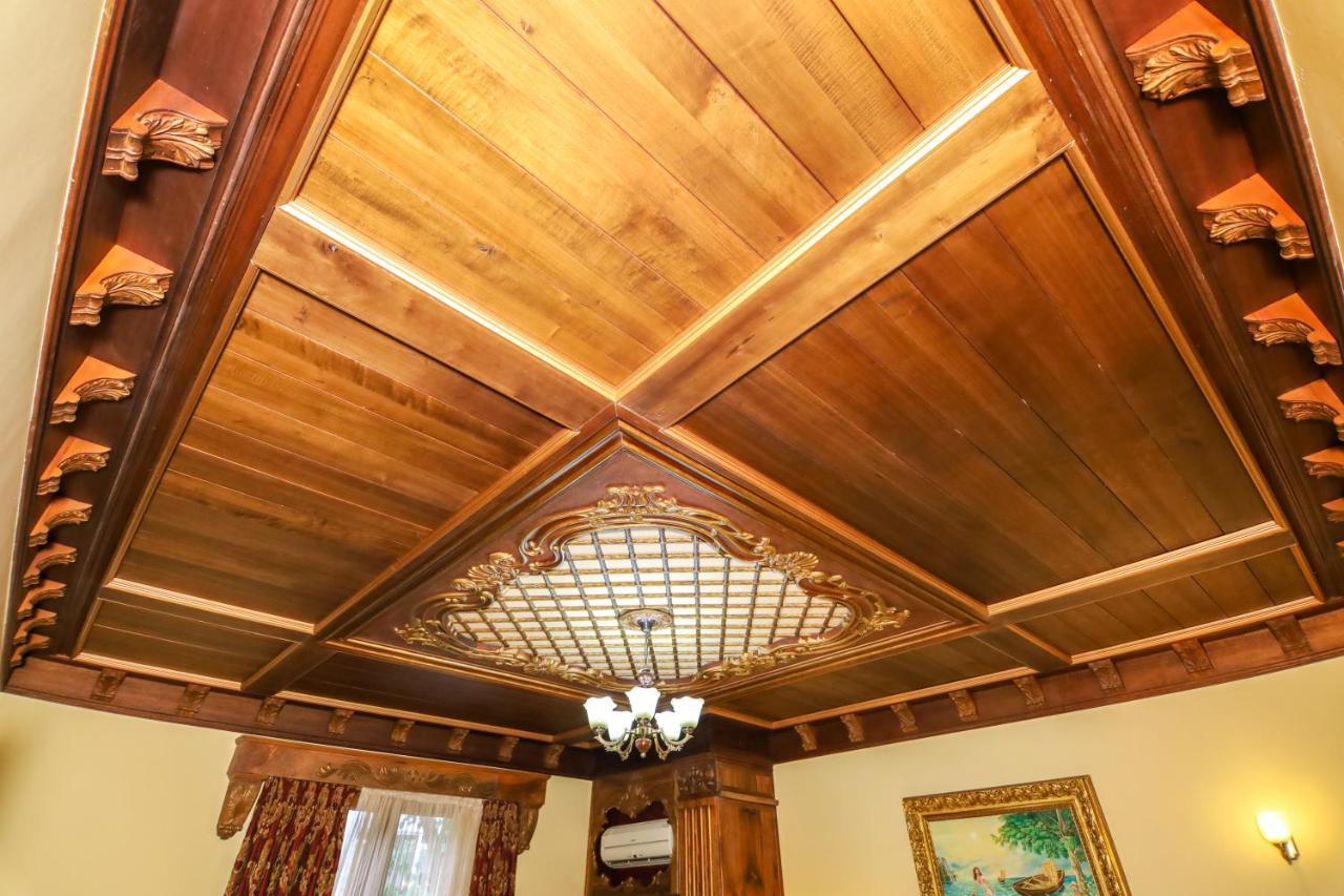 Brilant Antik Center Hotel Тирана Екстер'єр фото